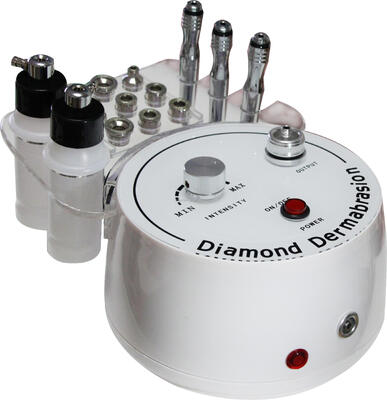 Goede prijs 3 in 1 Dermabrasion-Nevel Jet Peel Oxygen Facial Machine voor het Gezichts Opheffen online